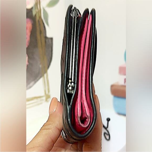 Chanel Cambon Calfskin Bifold Wallet in Black with Clasp - Picture 7 of 15